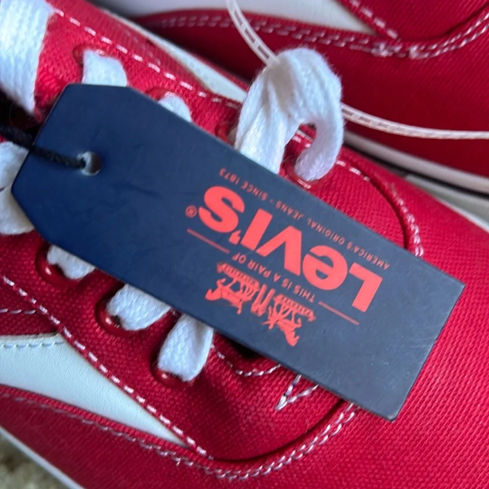 Men’s Levi’s Red White Canvas Sneakers Size 12 ASO Stranger Things